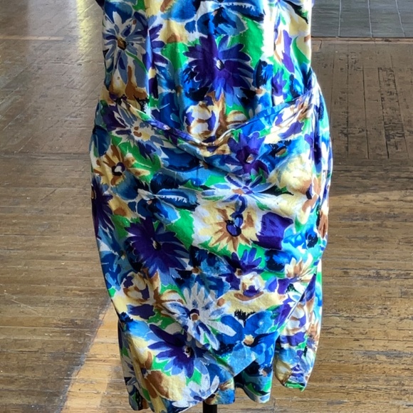 1980s faux wrap floral Hawaii dress - Picture 6 of 9